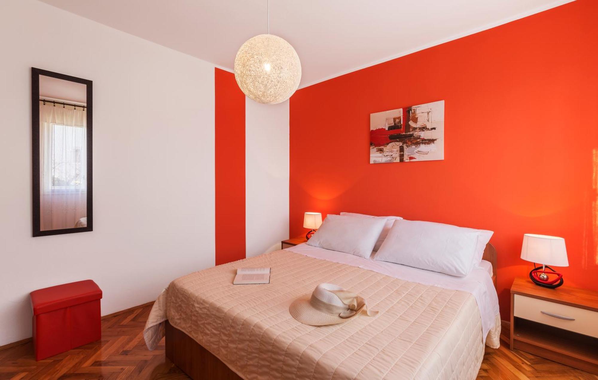 Two Bedroom Apartment, Nice Neighborhood, Free Parking, Wifi PUY 외부 사진